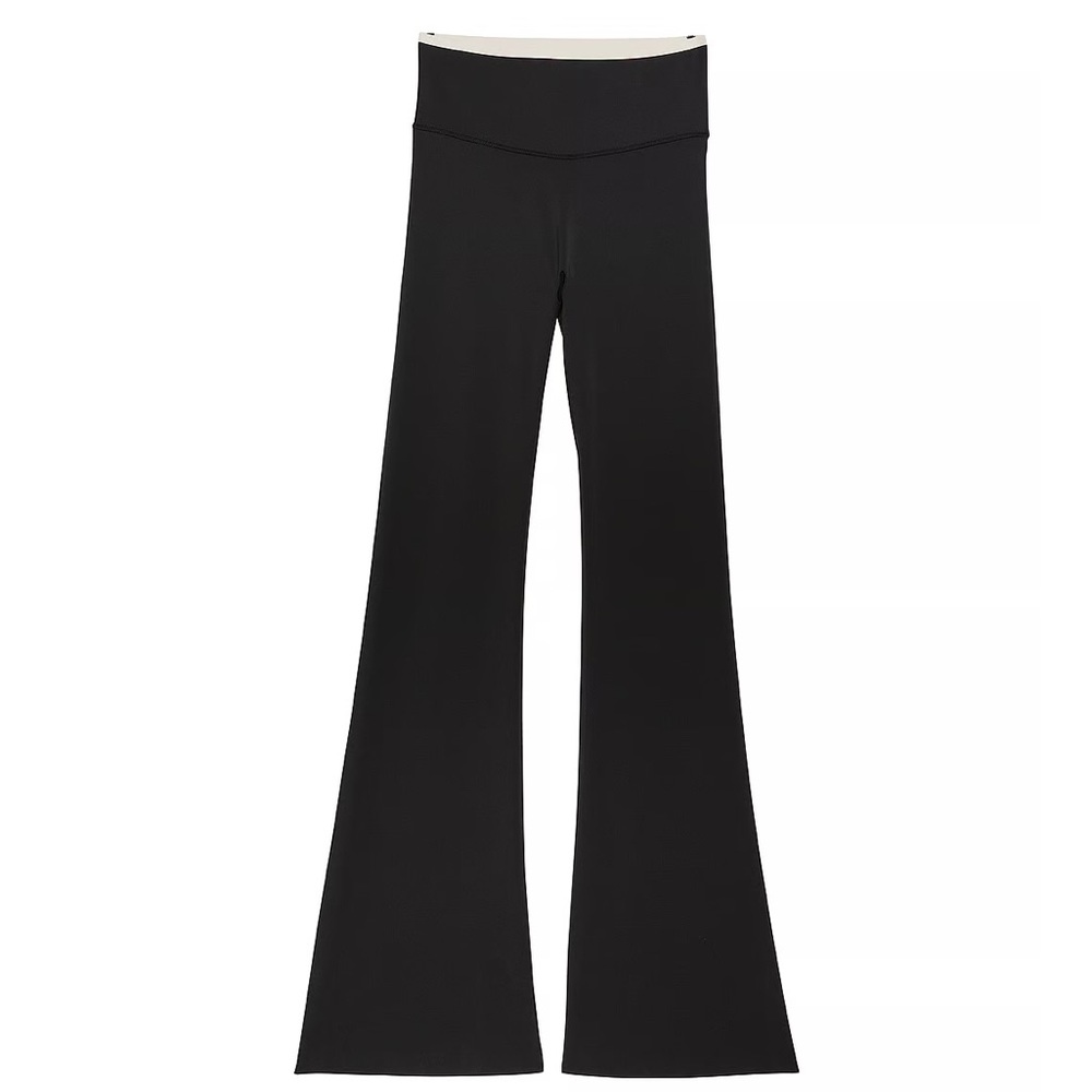 VSX new
VSX Elevate™ Chroma Contours Flare Legging